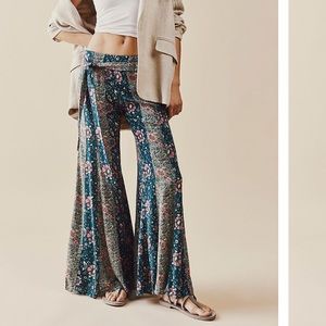 FP Bali Sultry Boho Flare Pants! Size S